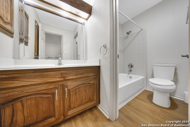 Listing photo id 17 for 7614 Creek Trail