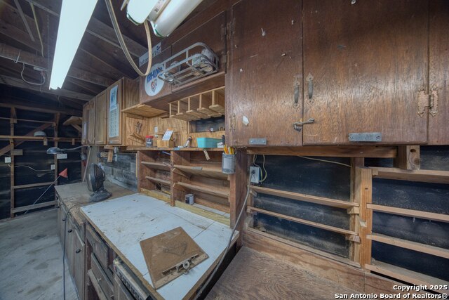 Listing photo id 22 for 7614 Creek Trail