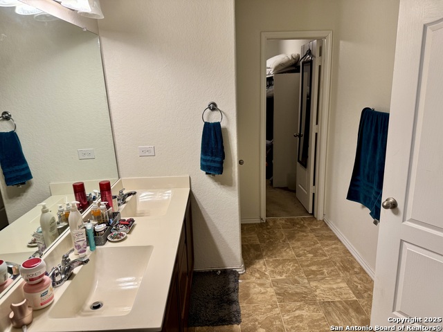 Image 11 of 18 For 9642 Pleasanton Bluff