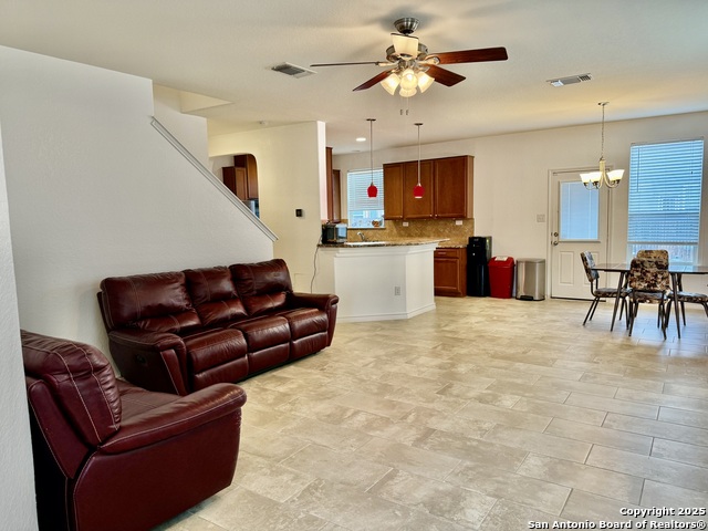 Image 3 of 18 For 9642 Pleasanton Bluff