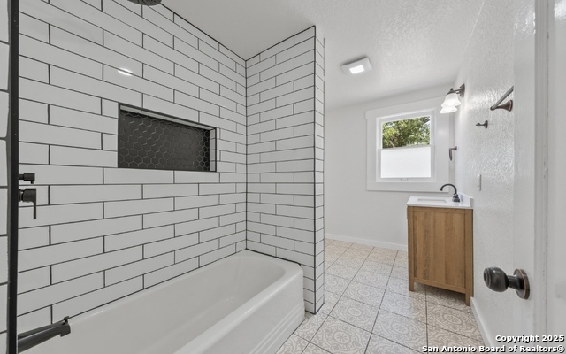 Image 21 of 29 For 331 Furr Dr  