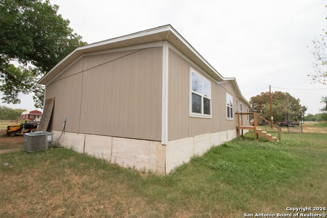 Image 21 of 21 For 19545 Fm 463