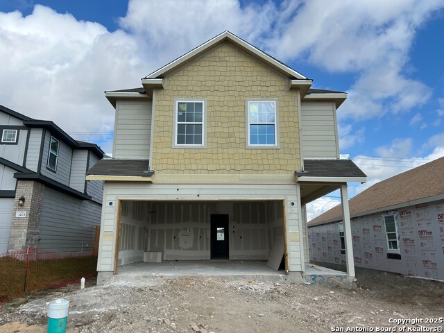 Listing photo id 0 for 3207 Katzer Lane