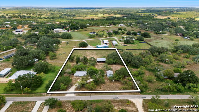 Details for 465 Oriente  , Pleasanton, TX 78064