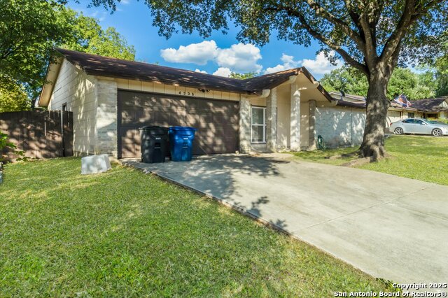 Image 4 of 23 For 4335 Las Cruces St