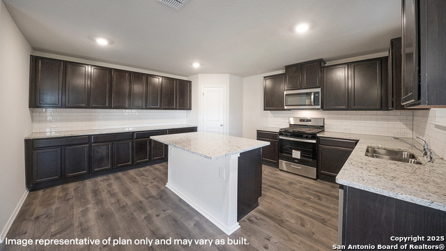 Image 10 of 30 For 22823 Tee Shot