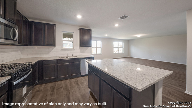 Image 11 of 30 For 22823 Tee Shot