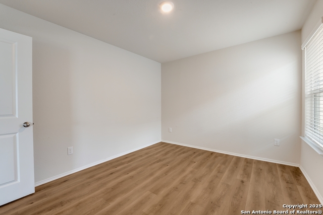 Image 17 of 29 For 2887 Panther Spring