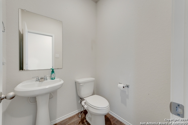 Image 23 of 29 For 2887 Panther Spring