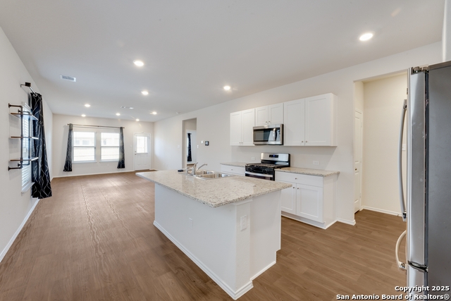 Image 4 of 29 For 2887 Panther Spring