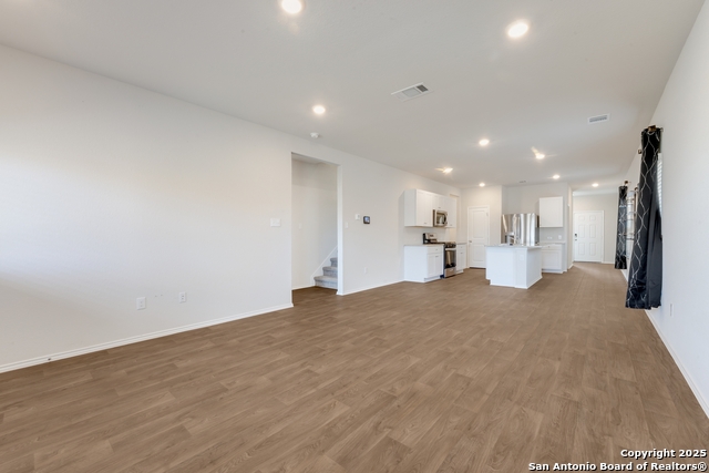 Image 8 of 29 For 2887 Panther Spring