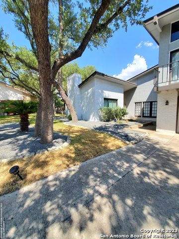 Image 3 of 39 For 14526 Majestic Prince St