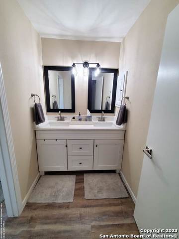 Image 32 of 39 For 14526 Majestic Prince St