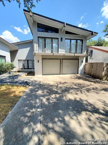 Image 4 of 39 For 14526 Majestic Prince St