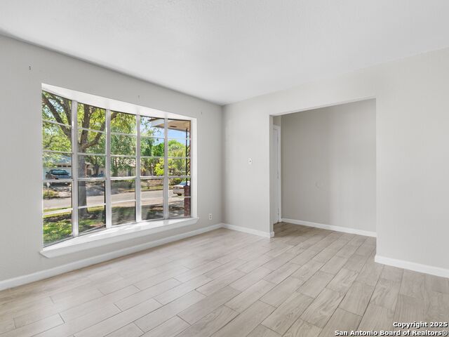 Image 11 of 28 For 6827 Brookport