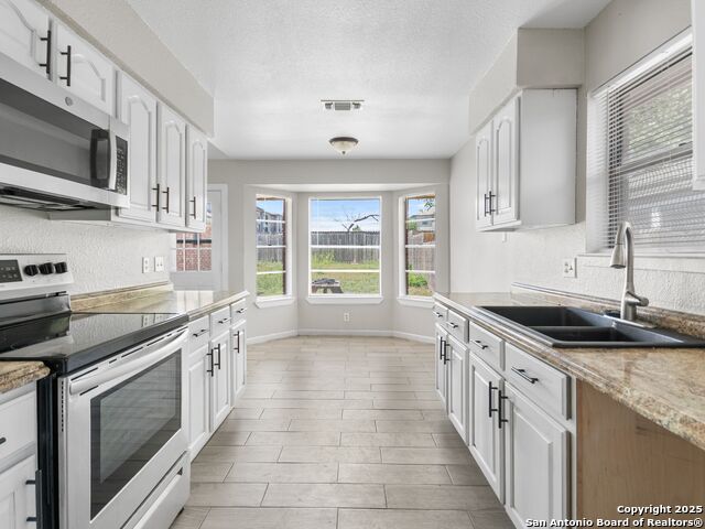 Image 14 of 28 For 6827 Brookport