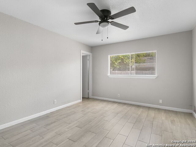Image 24 of 28 For 6827 Brookport