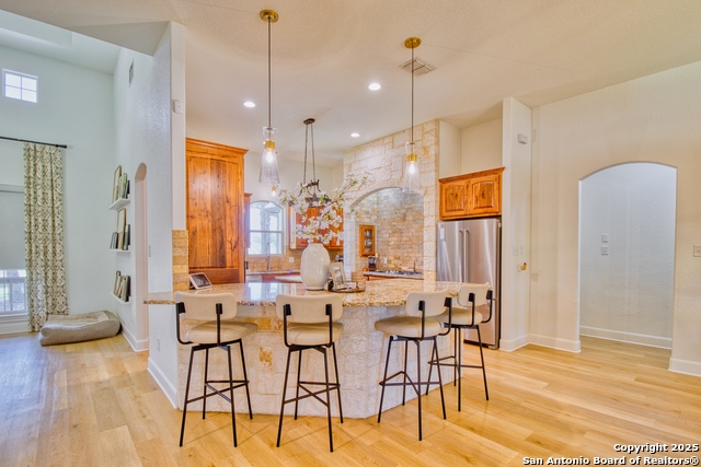 Listing photo id 2 for 113 Elk Run  