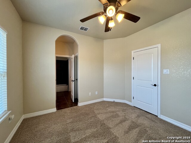 Image 26 of 67 For 8123 Poconos Run