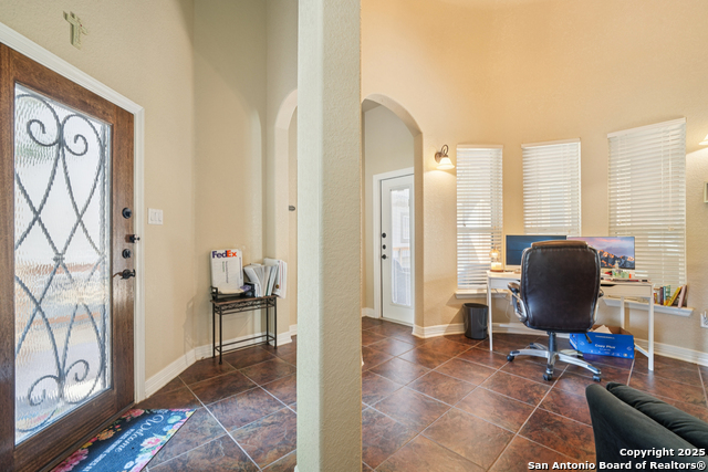 Image 49 of 67 For 8123 Poconos Run