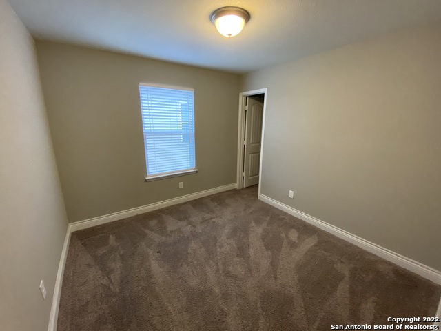Listing photo id 11 for 27447 Rio Cir