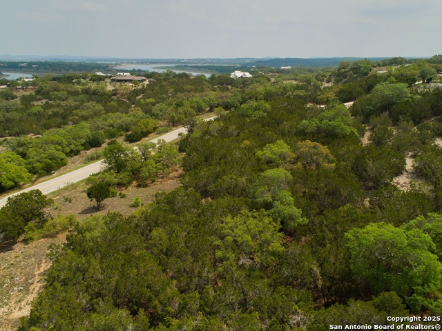 Listing photo id 13 for 2231 San Jose