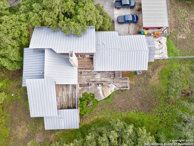 Listing photo id 9 for 13664 Treasure Trail