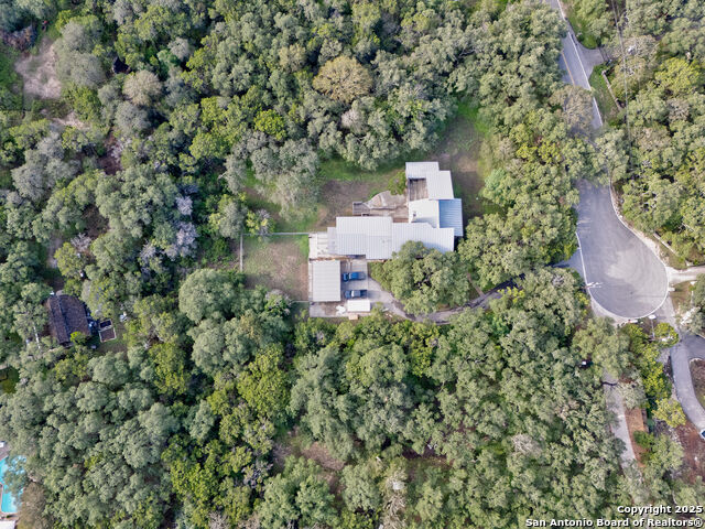 Listing photo id 3 for 13664 Treasure Trail