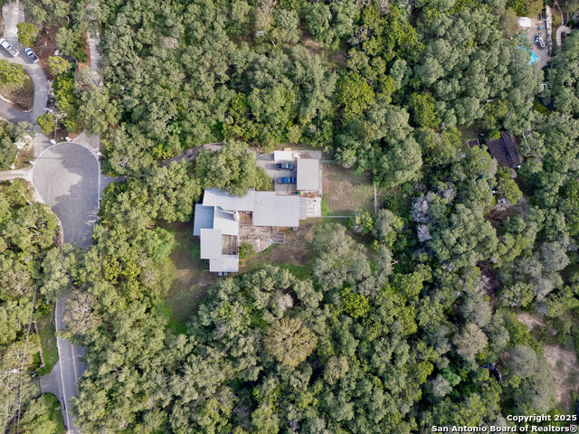 Listing photo id 5 for 13664 Treasure Trail