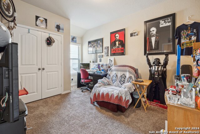 Listing photo id 9 for 5018 Italica