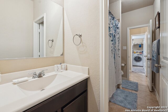 Listing photo id 11 for 5018 Italica