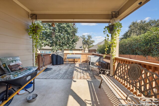 Listing photo id 3 for 5018 Italica