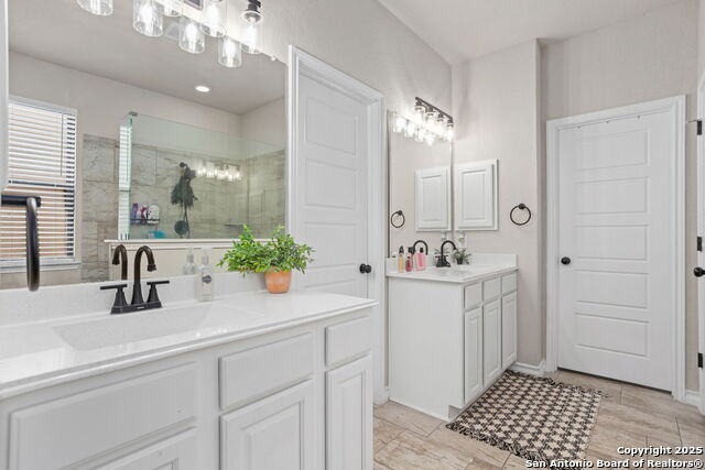 Image 22 of 38 For 417 Saddle Glen