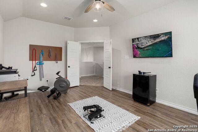 Image 33 of 38 For 417 Saddle Glen