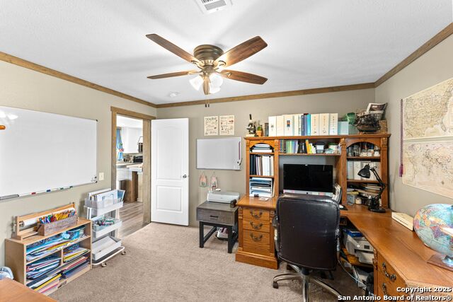 Listing photo id 8 for 230 County Road 426