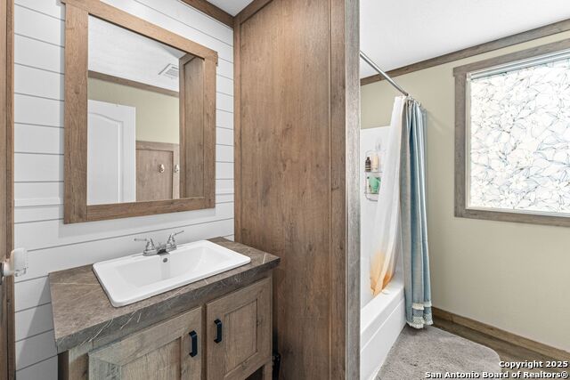 Listing photo id 21 for 230 County Road 426
