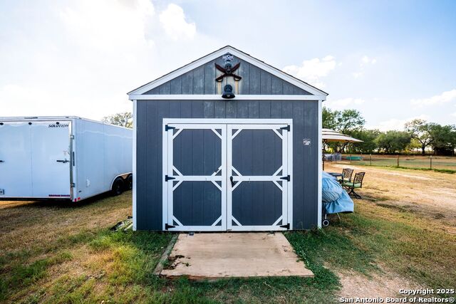 Listing photo id 35 for 230 County Road 426
