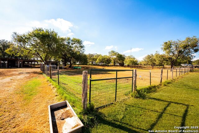 Listing photo id 46 for 230 County Road 426