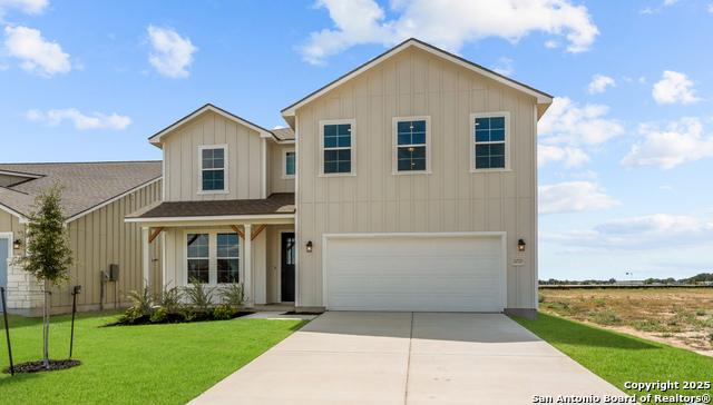 Image 3 of 36 For 2070 Newforest Peak