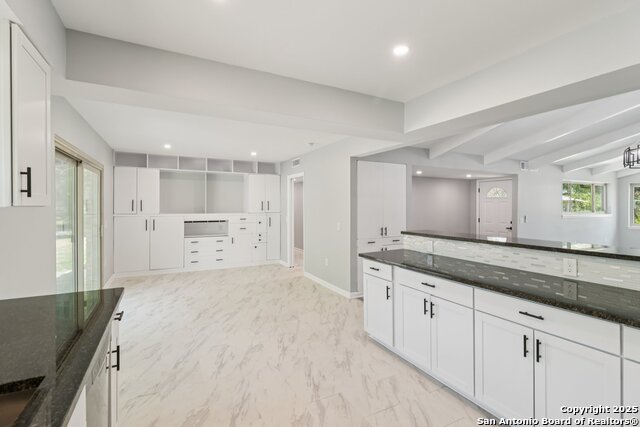 Image 11 of 44 For 131 Shadywood Ln