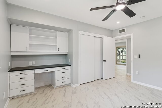 Image 18 of 44 For 131 Shadywood Ln