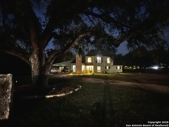 Image 2 of 29 For 1211 Devine Dr.