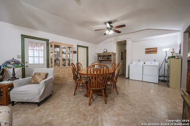 Image 6 of 23 For 606 S San Horacio Ave