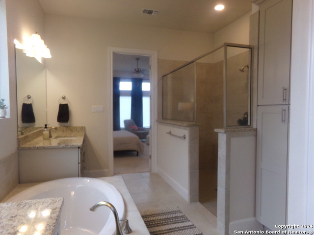 Image 14 of 40 For 15307 Comanche Grove
