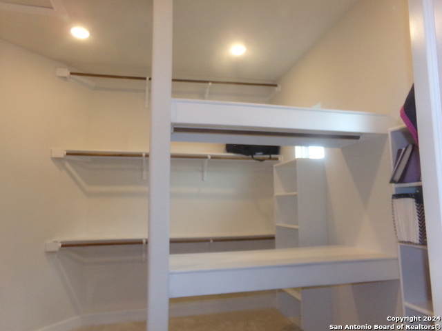 Image 16 of 40 For 15307 Comanche Grove