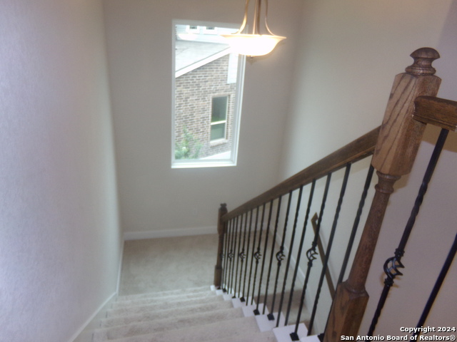 Image 19 of 40 For 15307 Comanche Grove