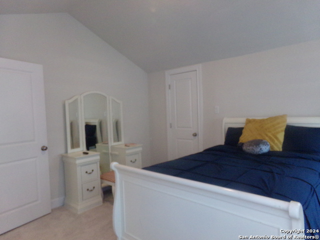 Image 27 of 40 For 15307 Comanche Grove