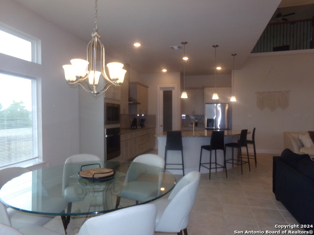 Image 6 of 40 For 15307 Comanche Grove