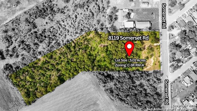 Listing photo id 3 for 8119 Somerset Rd