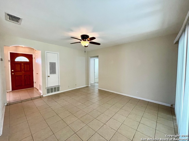 Image 6 of 23 For 6714 Straw Flower St